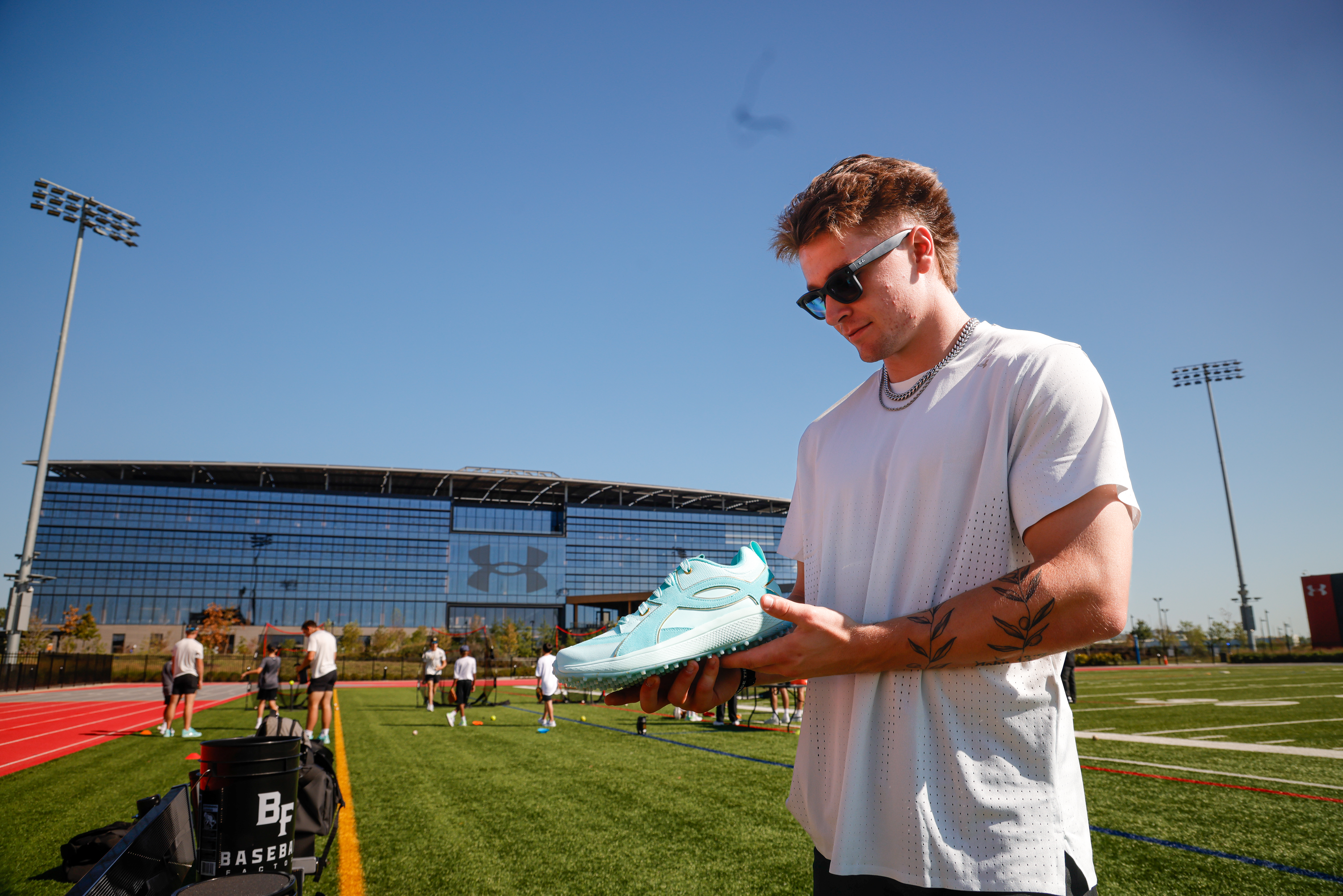 Cleat Commercial